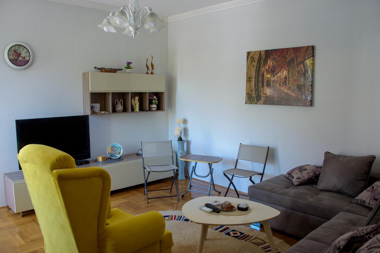 Apartman Dijana Kotor Bagian luar foto