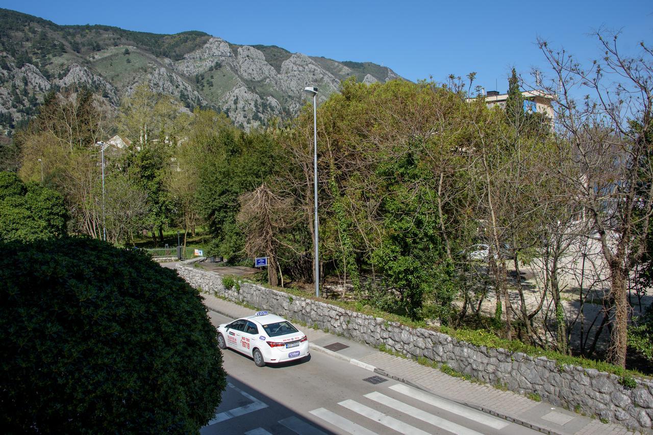 Apartman Dijana Kotor Bagian luar foto