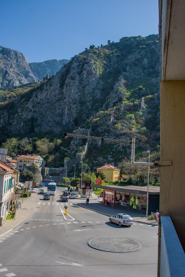 Apartman Dijana Kotor Bagian luar foto