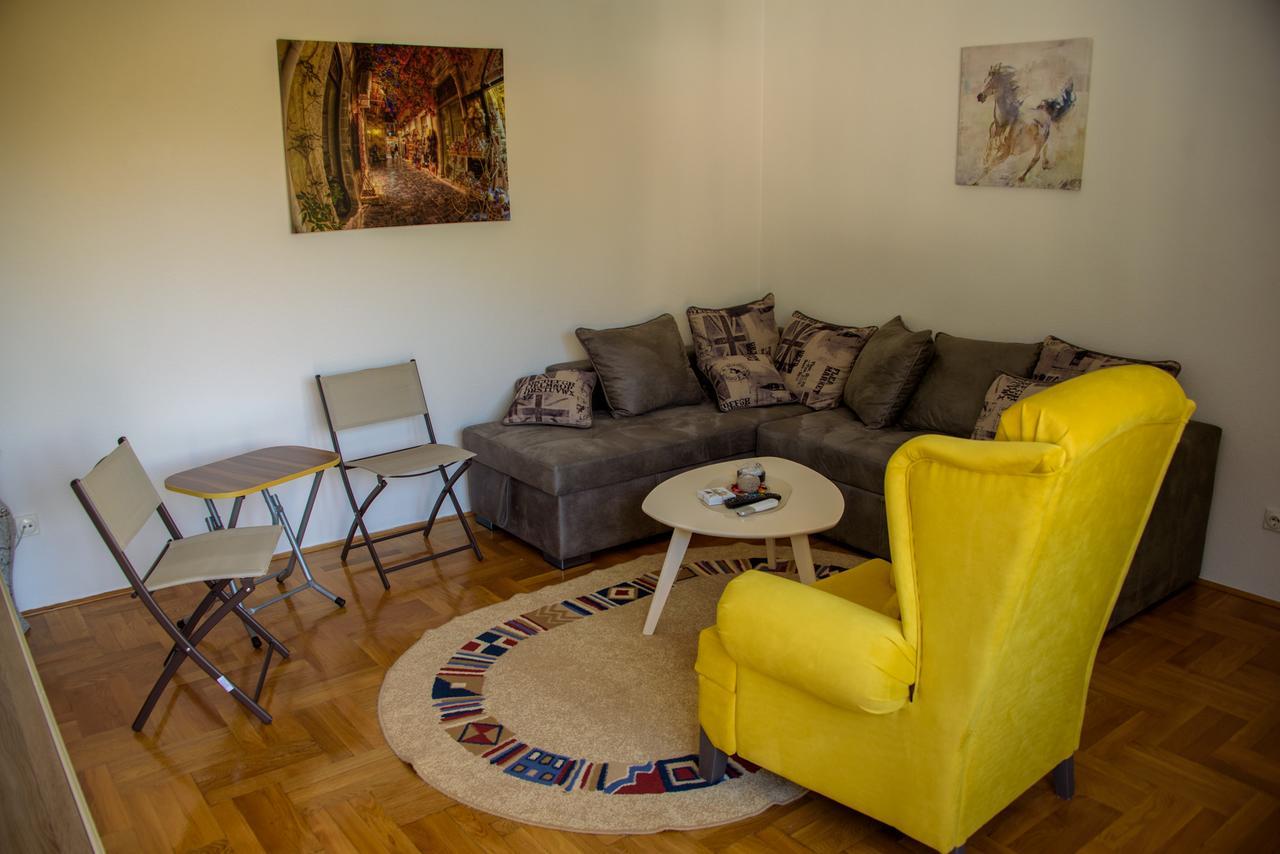 Apartman Dijana Kotor Bagian luar foto